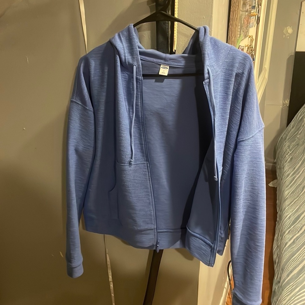 Cropped sweater